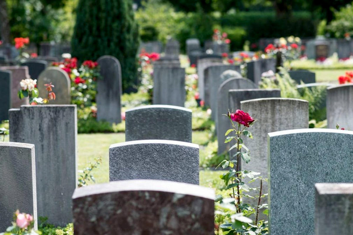 Sanatoria delle sepolture cimiteriali prive di titolo concessorio e/o autorizzativo
